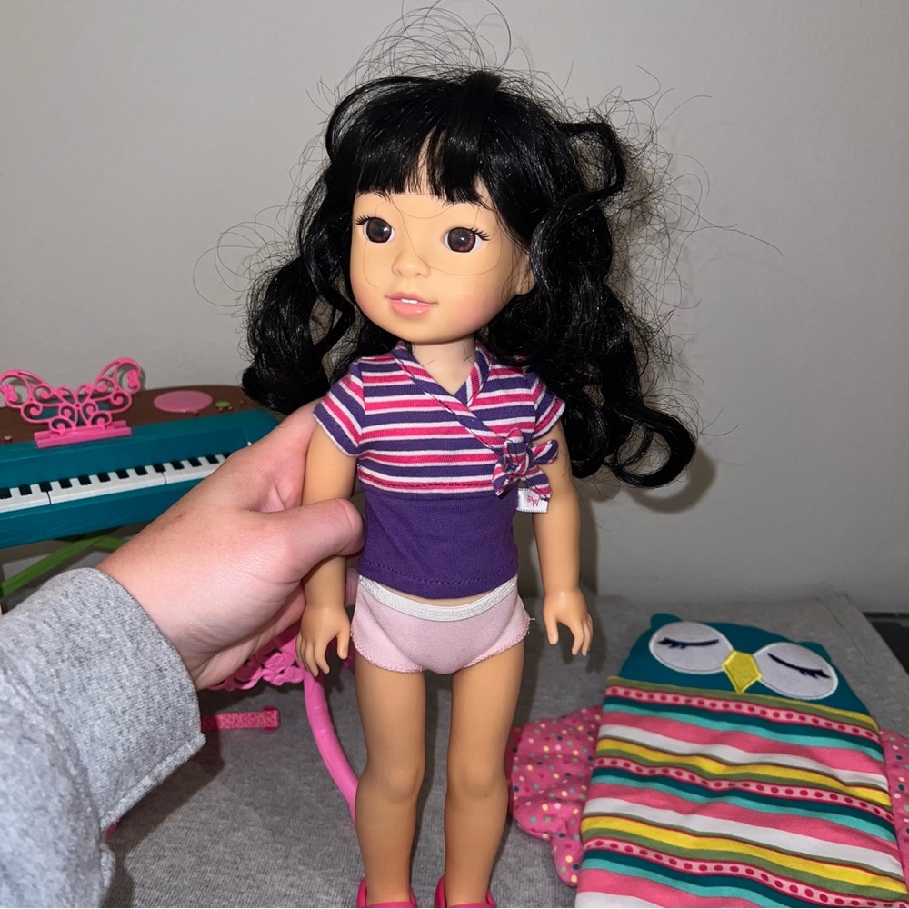 Wellie Wishers Doll Playset with Accessories - Picture 6 of 6